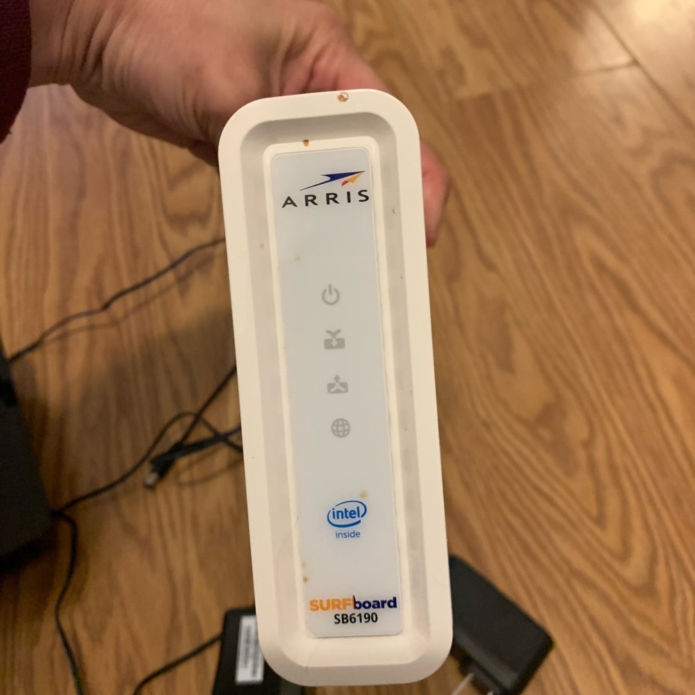 ARRIS- SURFboard SB6190 DOCSIS